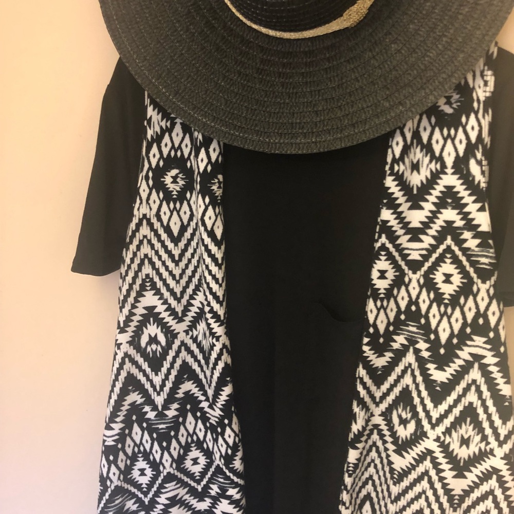 NEW•L-2X•Gia Gorgeous Logline Ikat Duster Sweater Vest